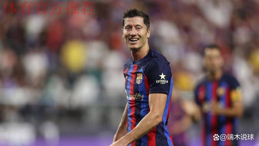 一场1-1，让荷兰无限接近世界杯！末轮打平=出线，莱万将踢附加赛